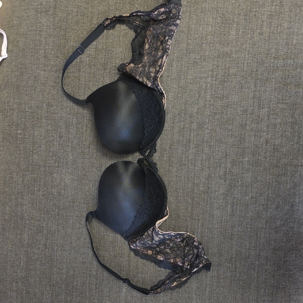 Elegant Black Lace Bra